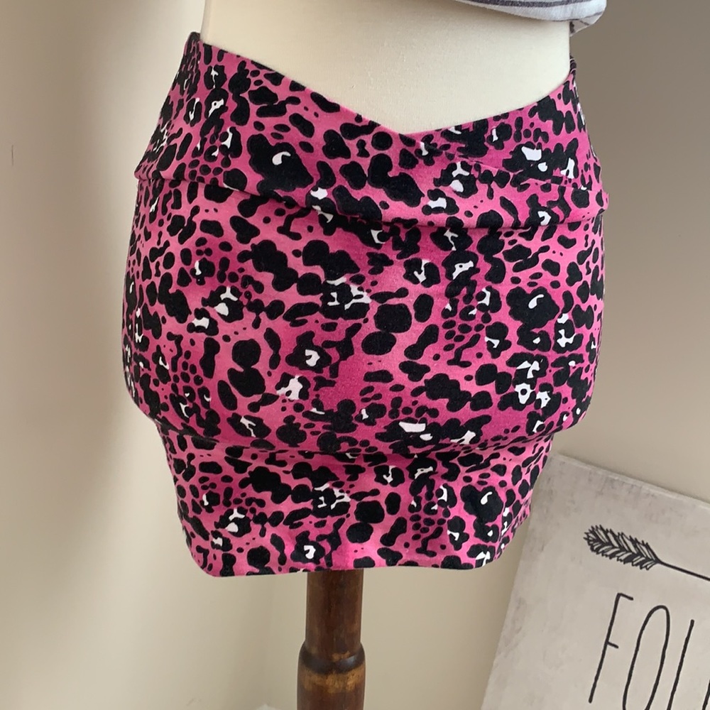 Skirt - Picture 3 of 3